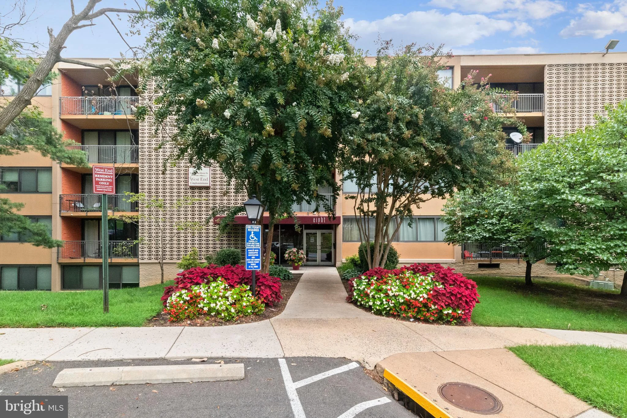 8 S Van Dorn Street Unit 401, Alexandria, VA 22304