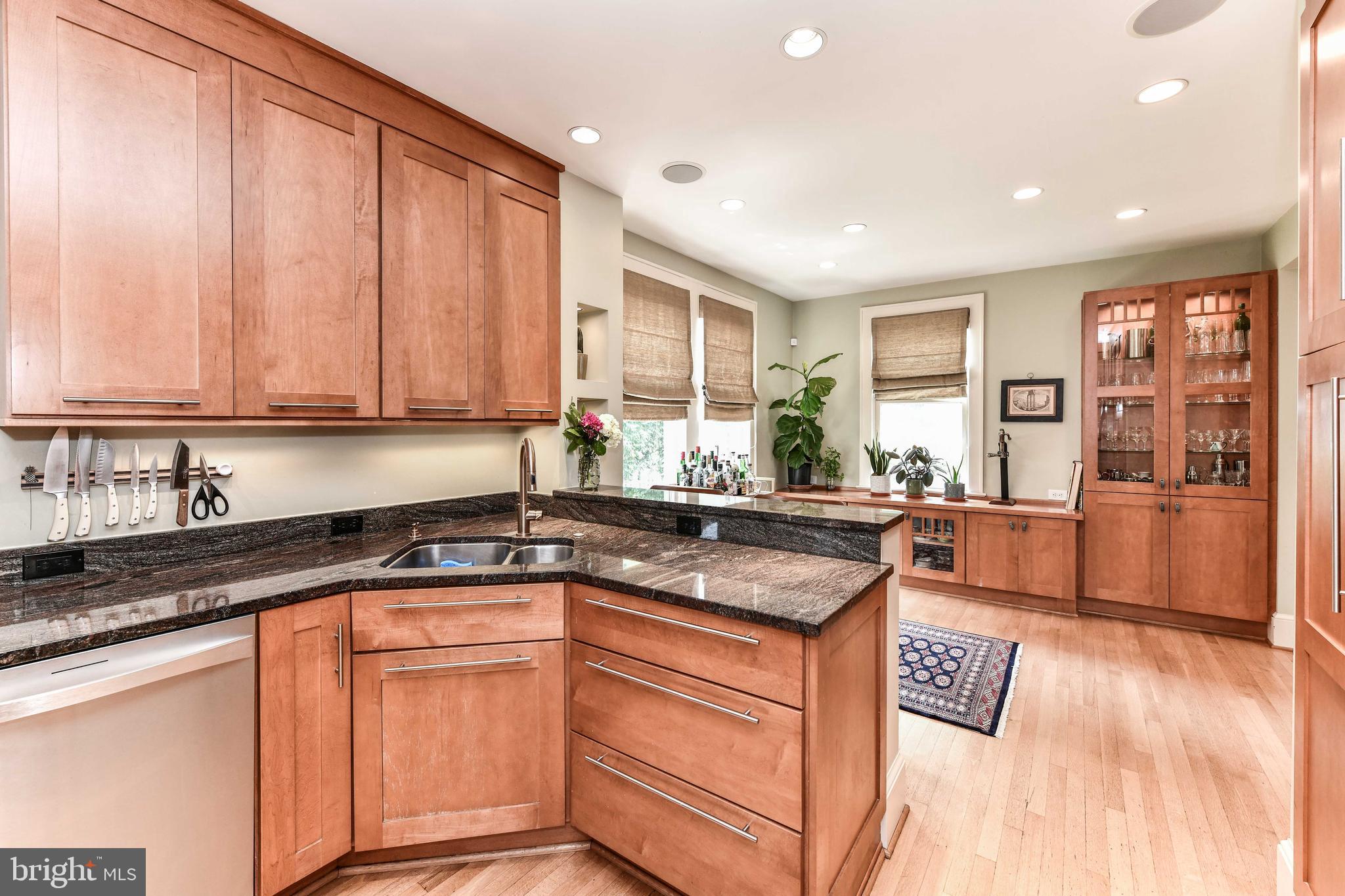 WOODLAND - Residential Lease