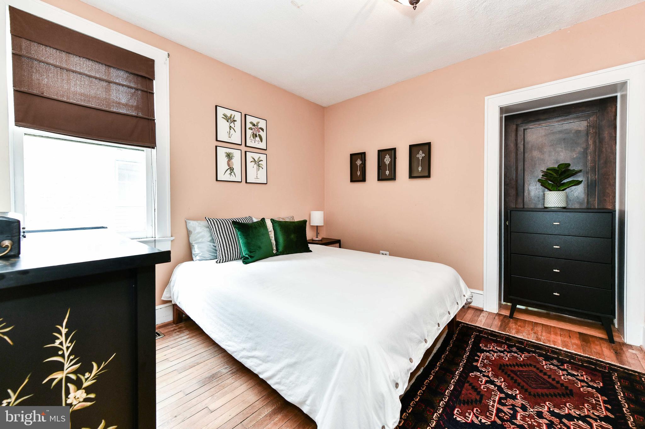 WOODLAND - Residential Lease