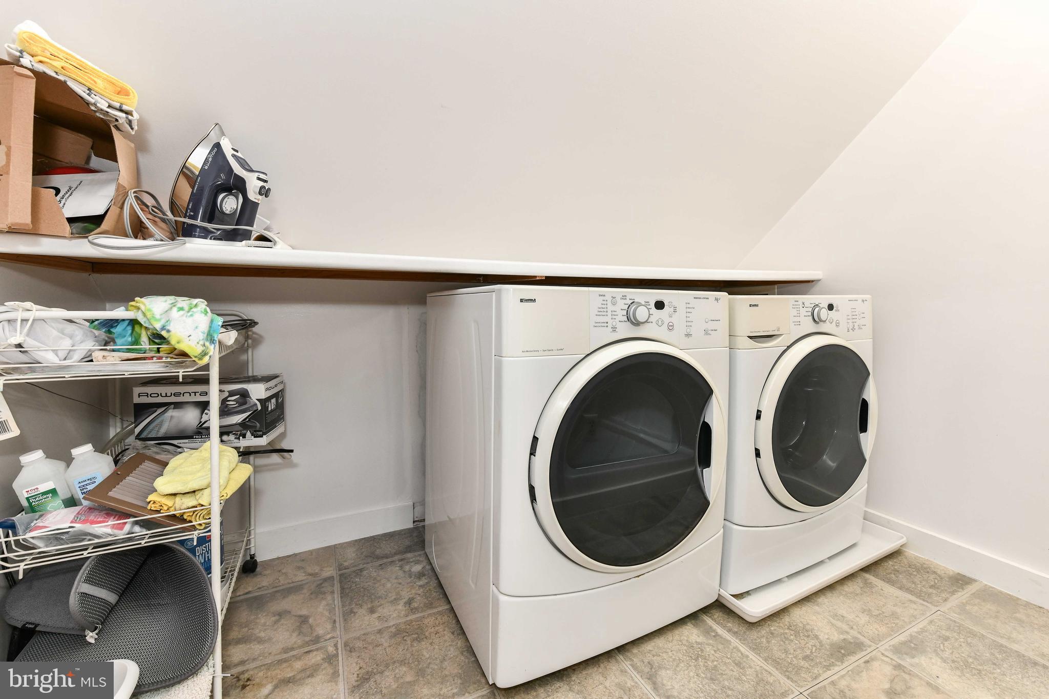 WOODLAND - Residential Lease