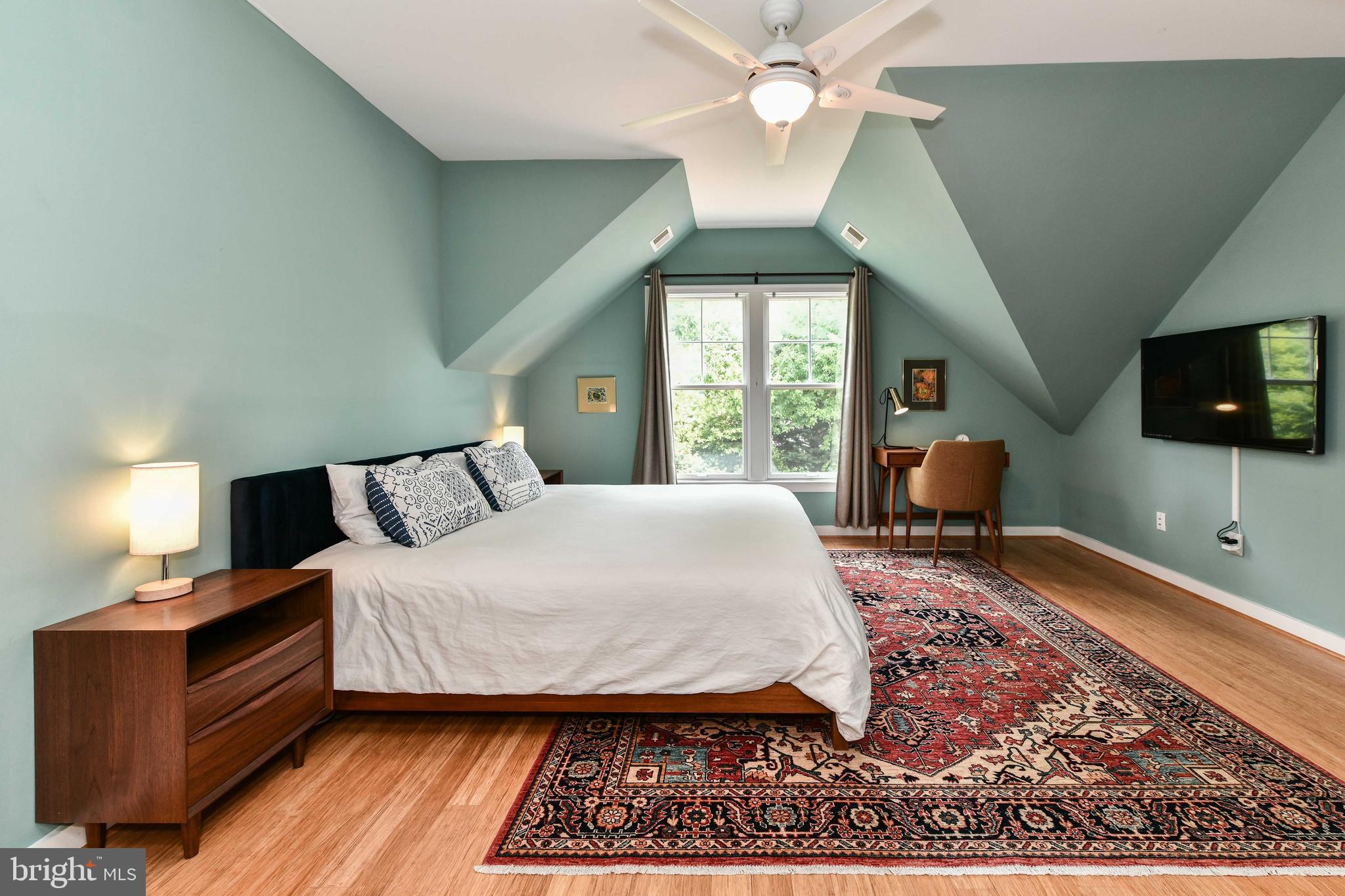 WOODLAND - Residential Lease