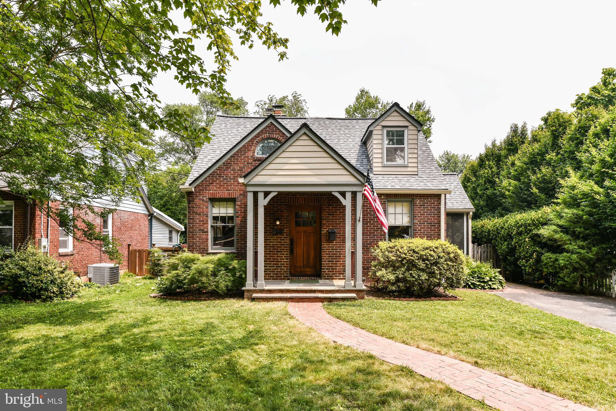 WOODLAND - Residential Lease