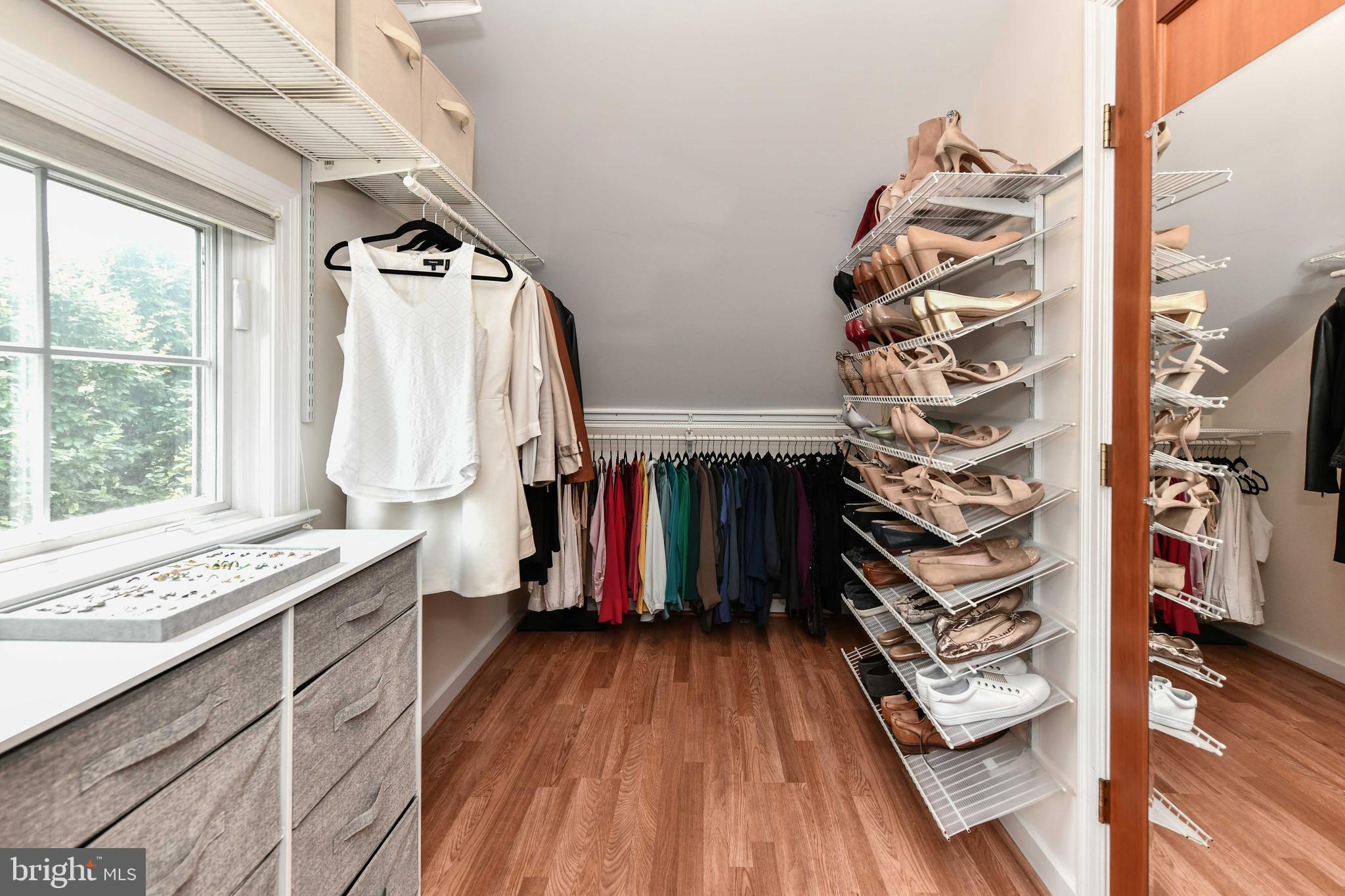 WOODLAND - Residential Lease