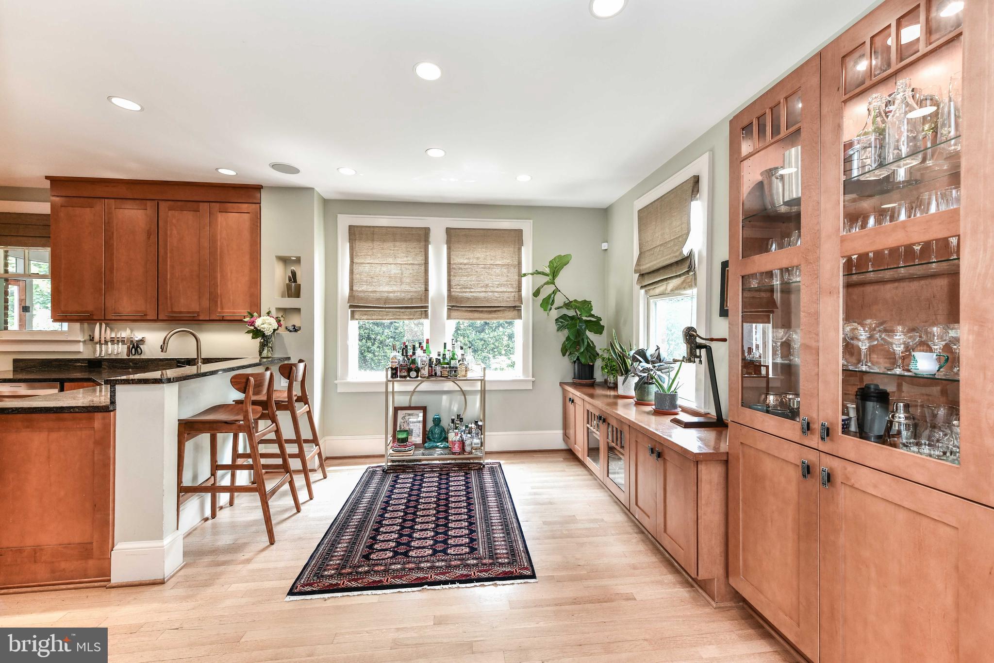 WOODLAND - Residential Lease