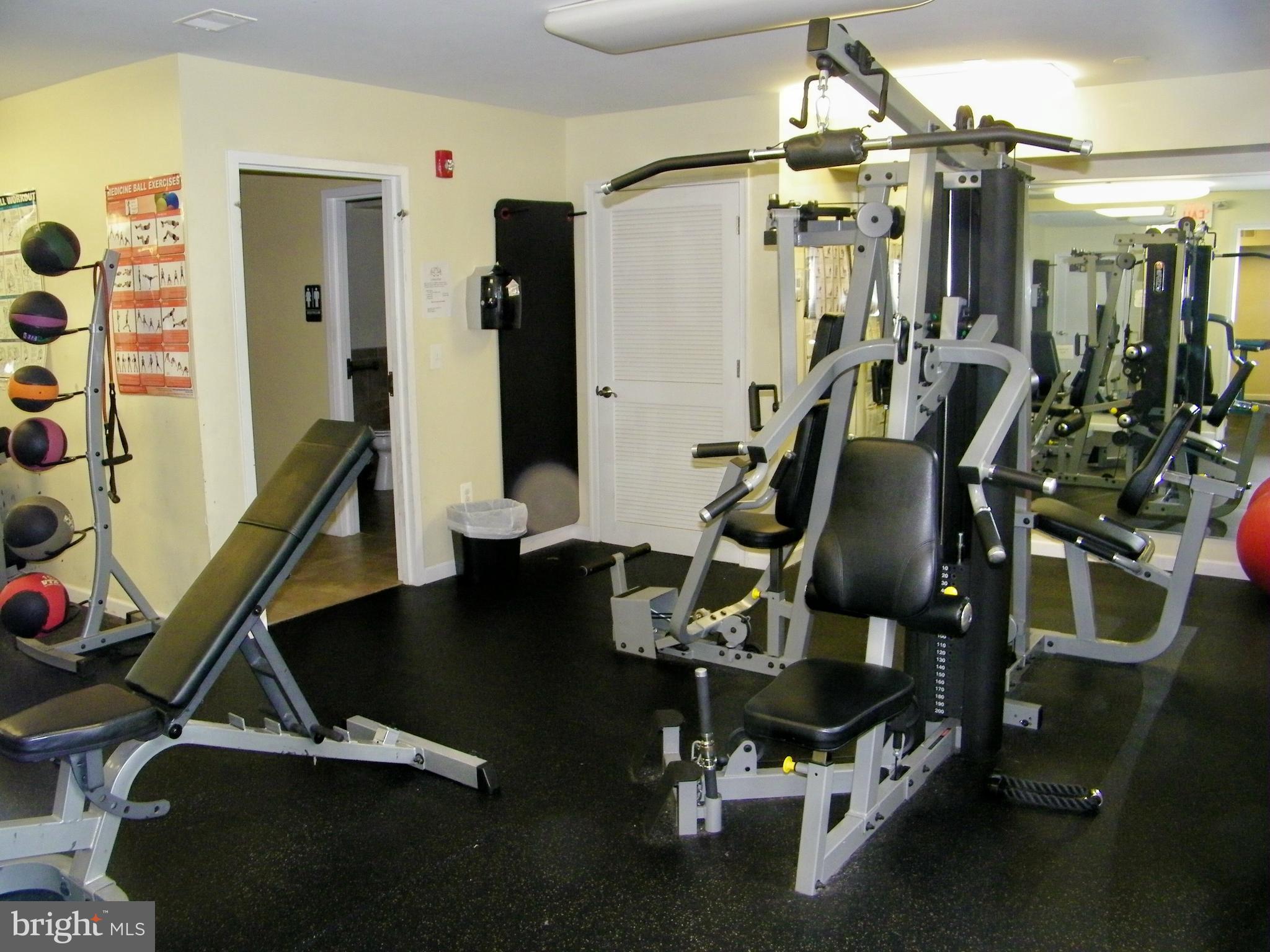 OXFORD OF BLUE BELL - Residential