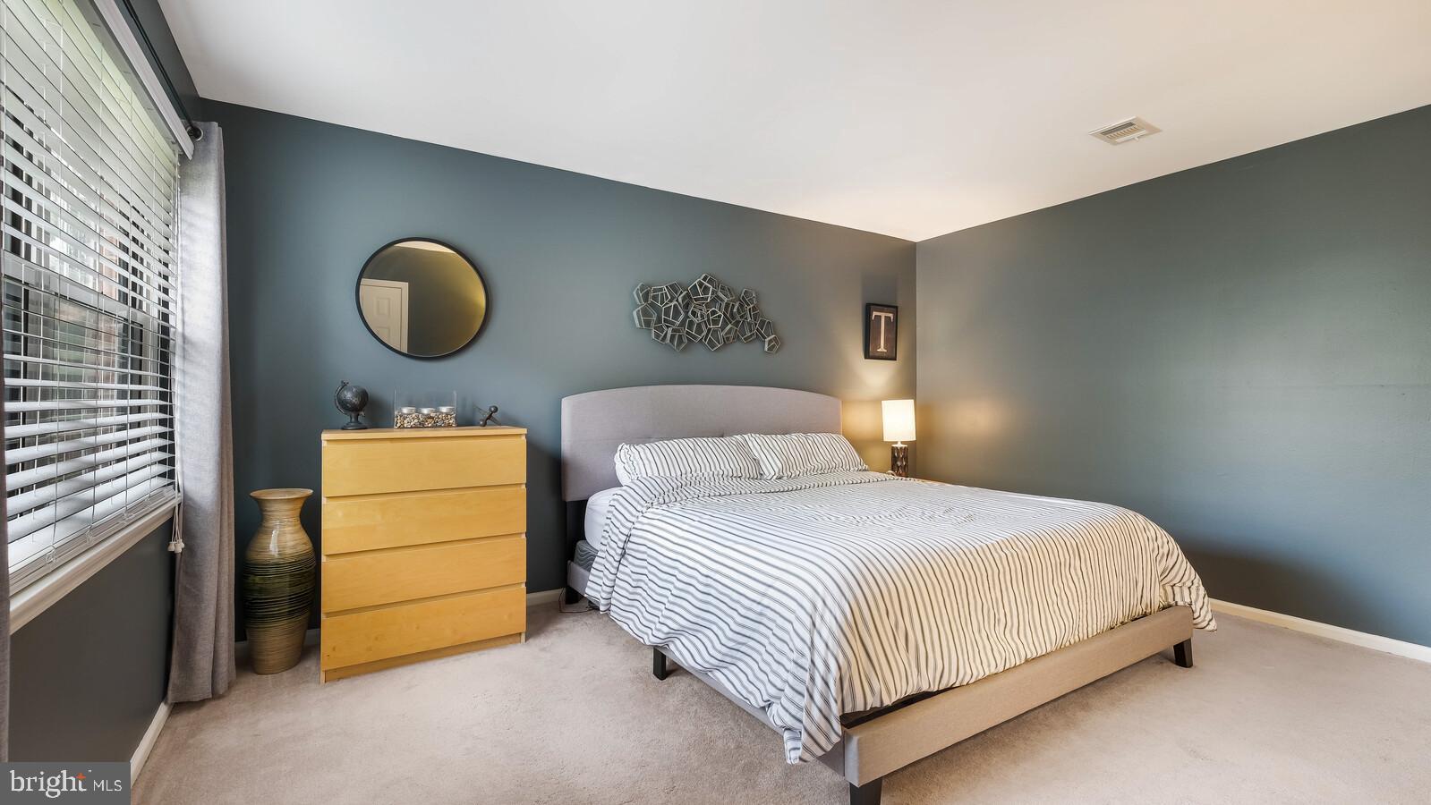 OXFORD OF BLUE BELL - Residential