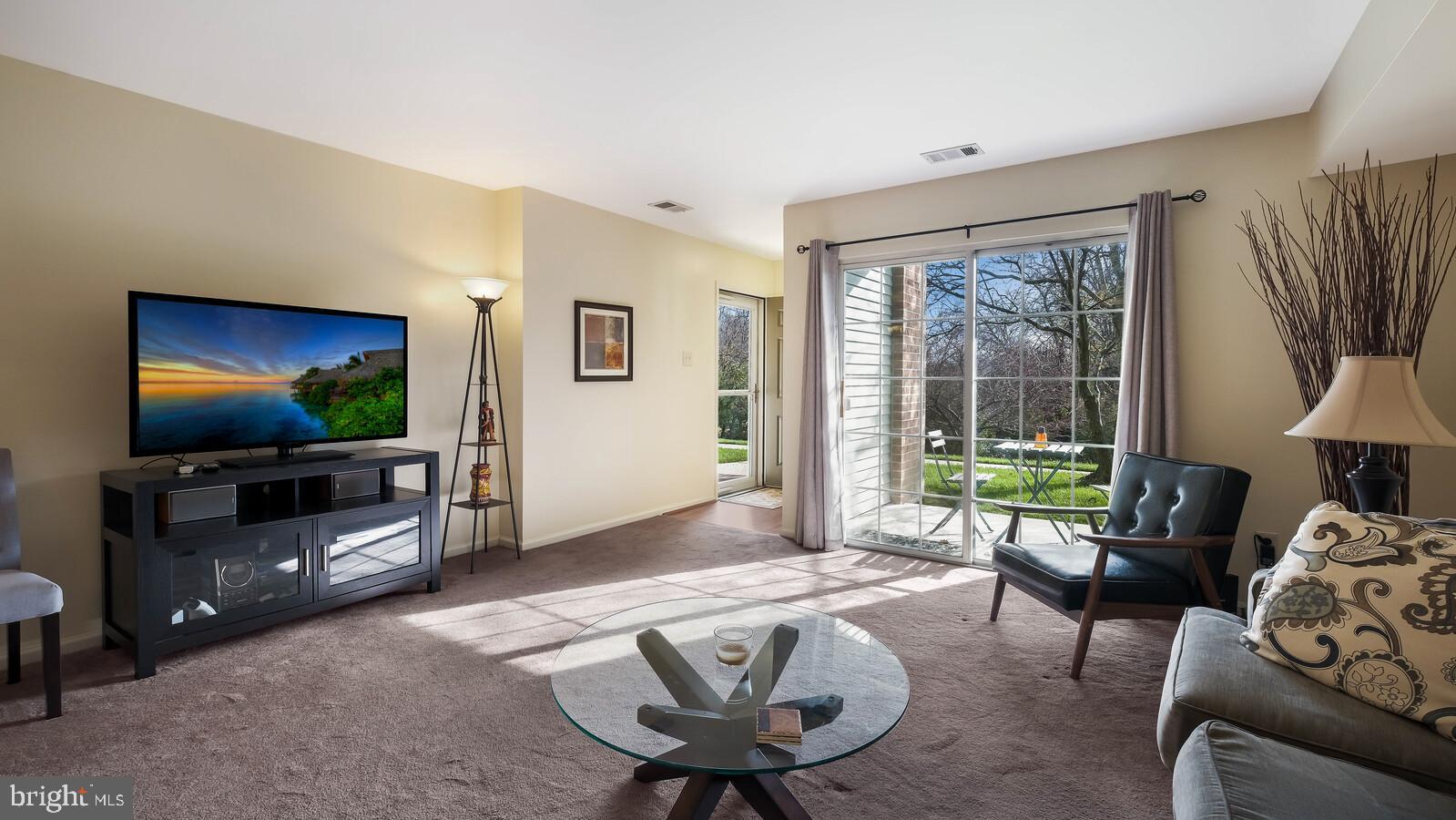 OXFORD OF BLUE BELL - Residential