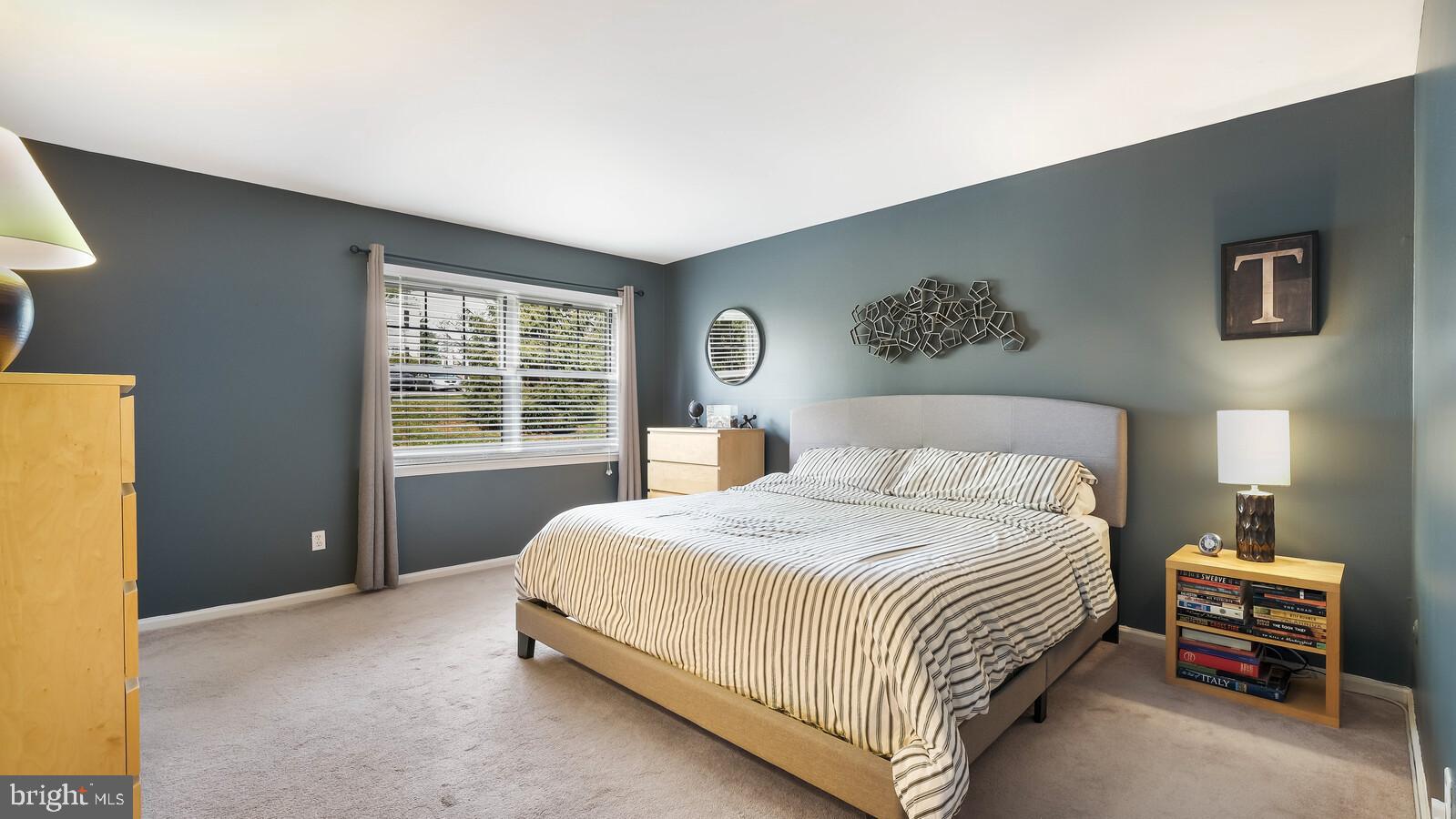 OXFORD OF BLUE BELL - Residential