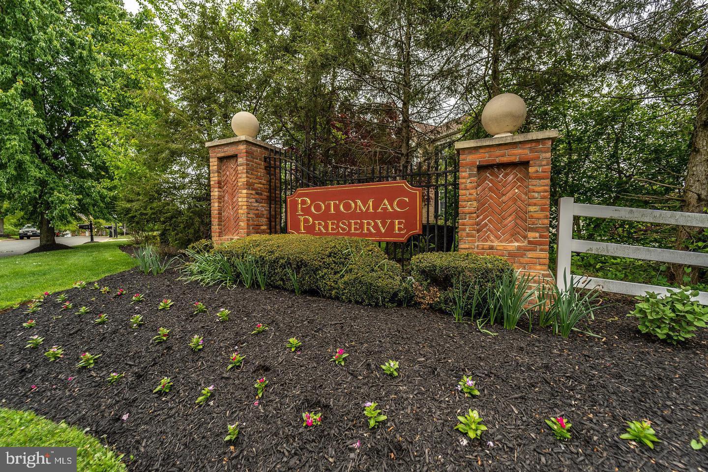 POTOMAC PRESERVE - Residential