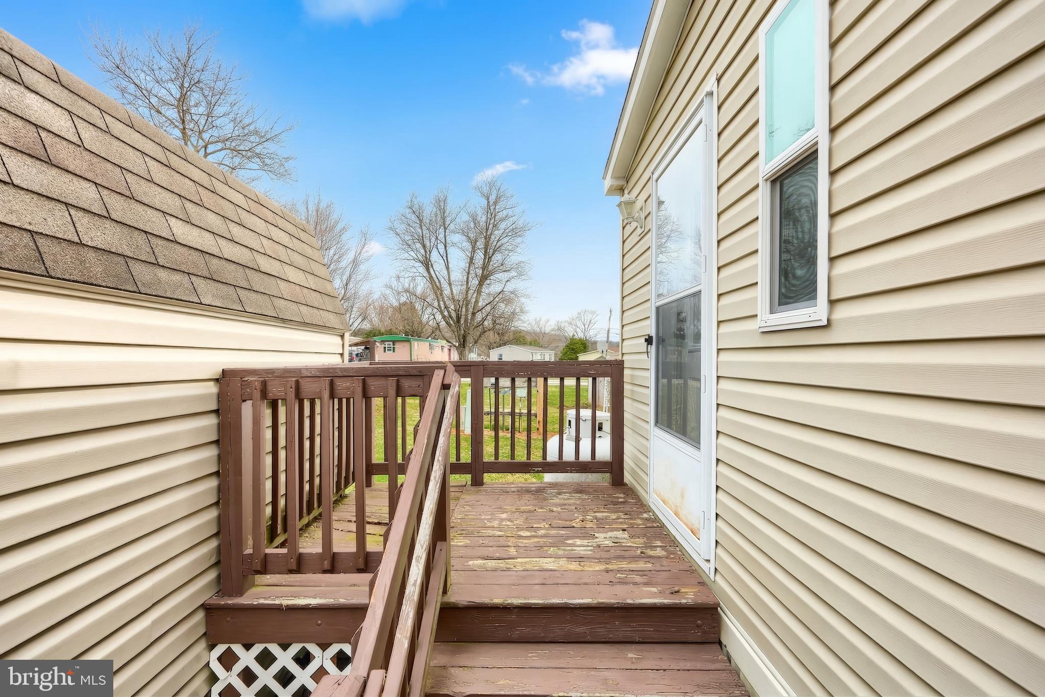 LLEWELLYNS MHP - Residential