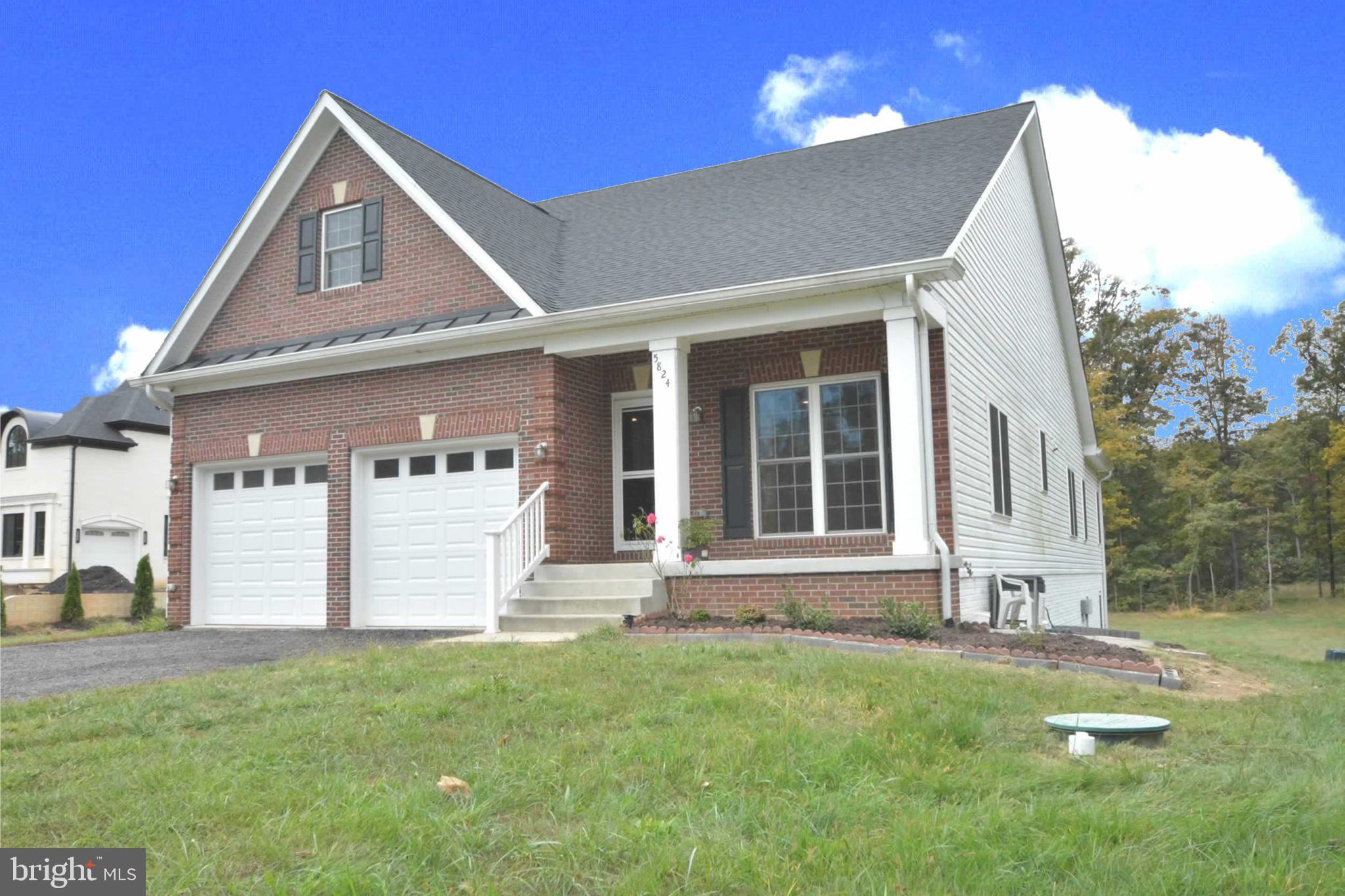 BRADDOCK WOODS - Residential