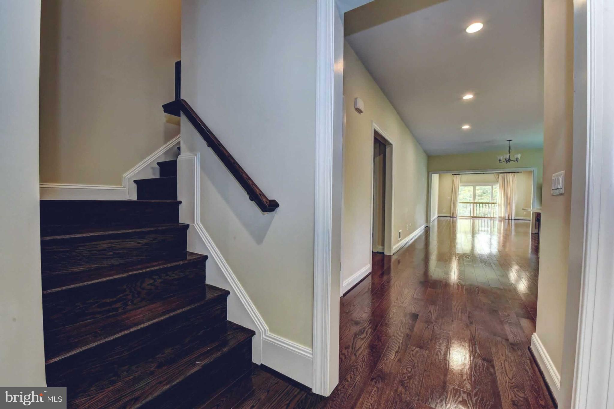 BRADDOCK WOODS - Residential