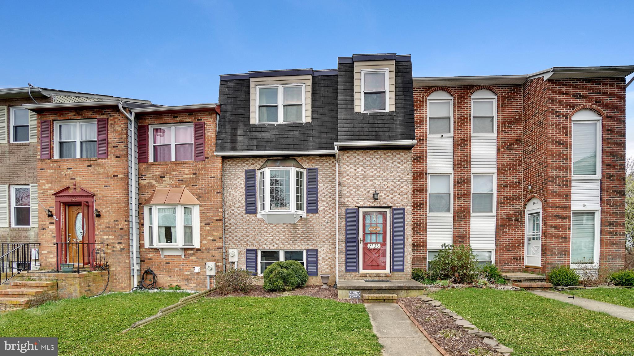 CROFTON VILLAGE - Residential