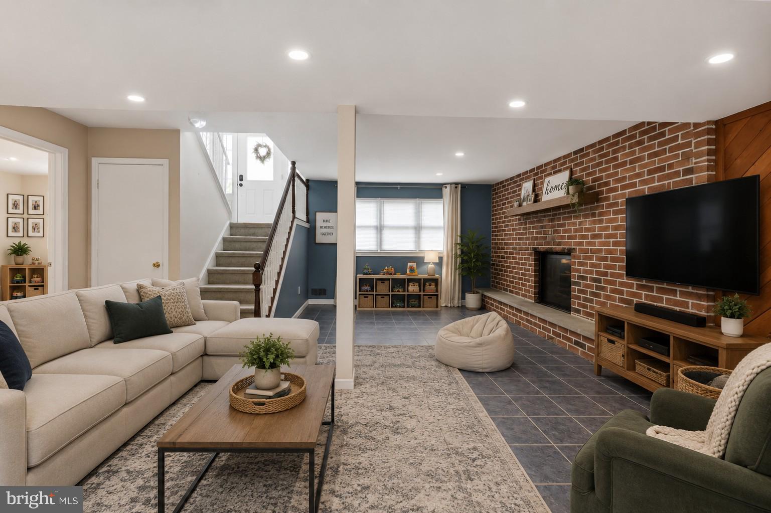CHERRY TREE WOODS - Residential