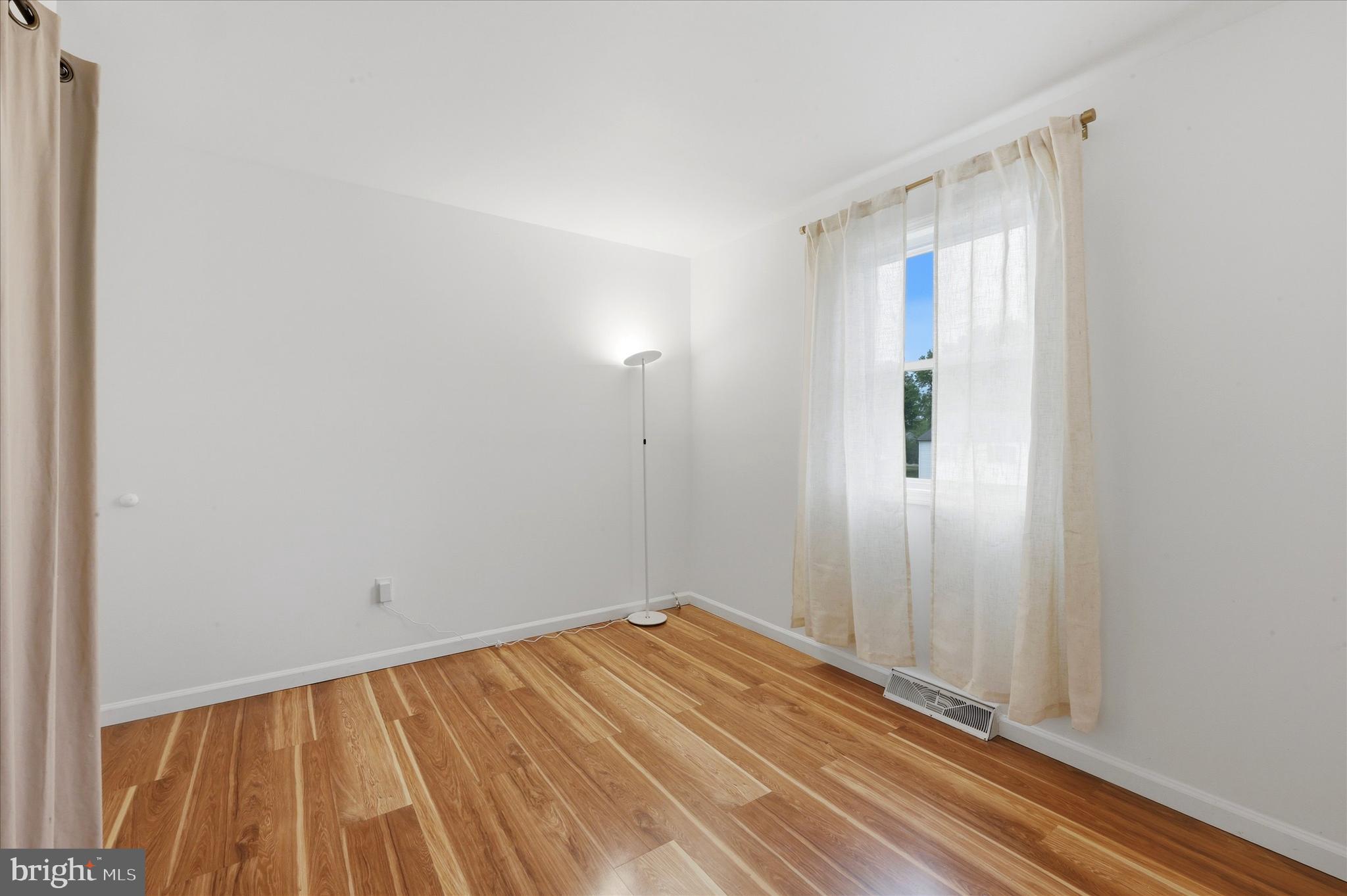 CHERRY TREE WOODS - Residential