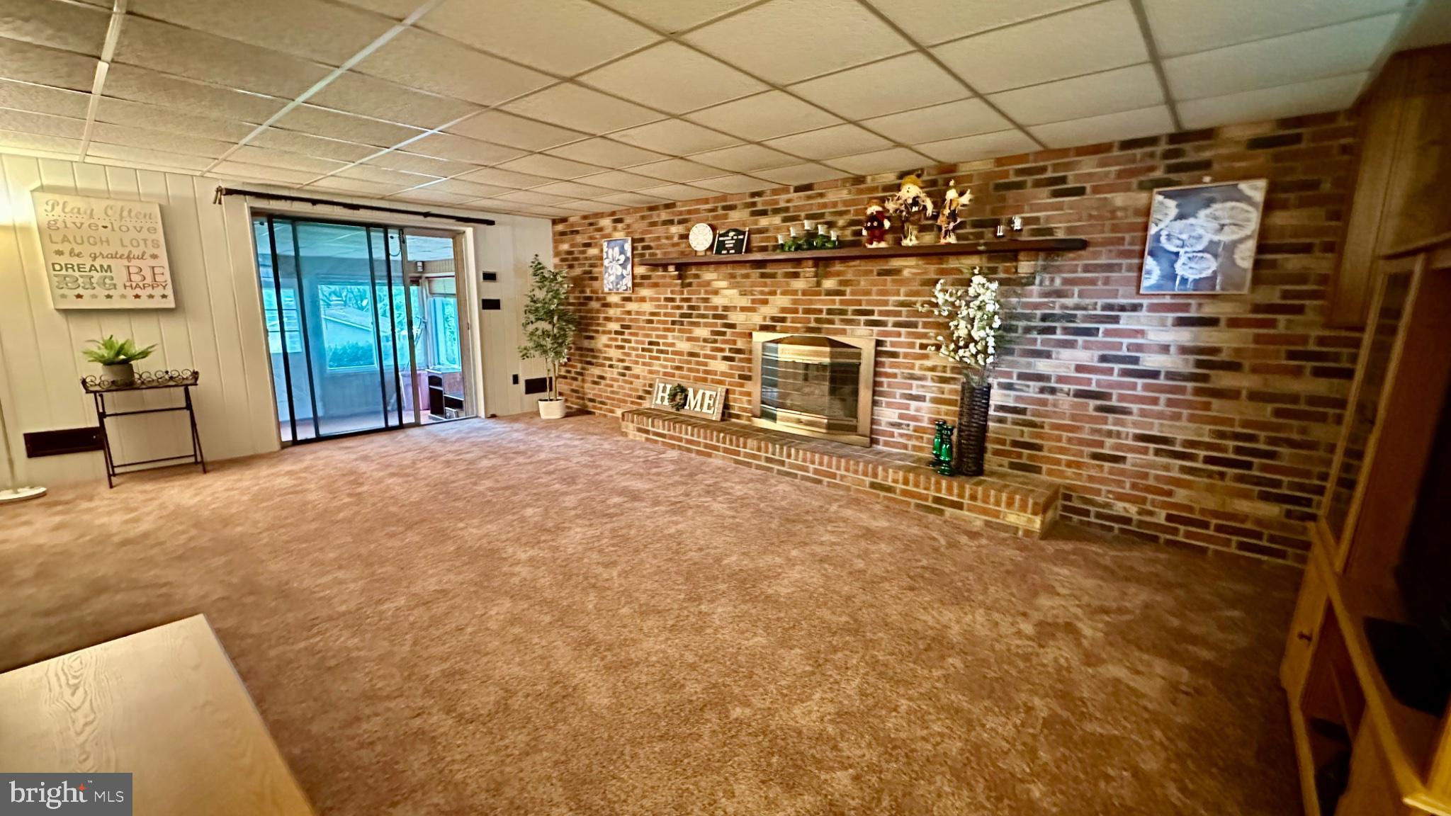 1508 CARRIAGE HILL DRIVE