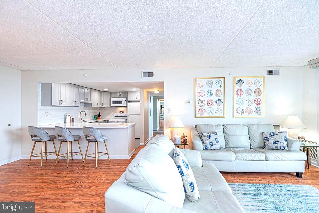 10700 COASTAL HIGHWAY 1804