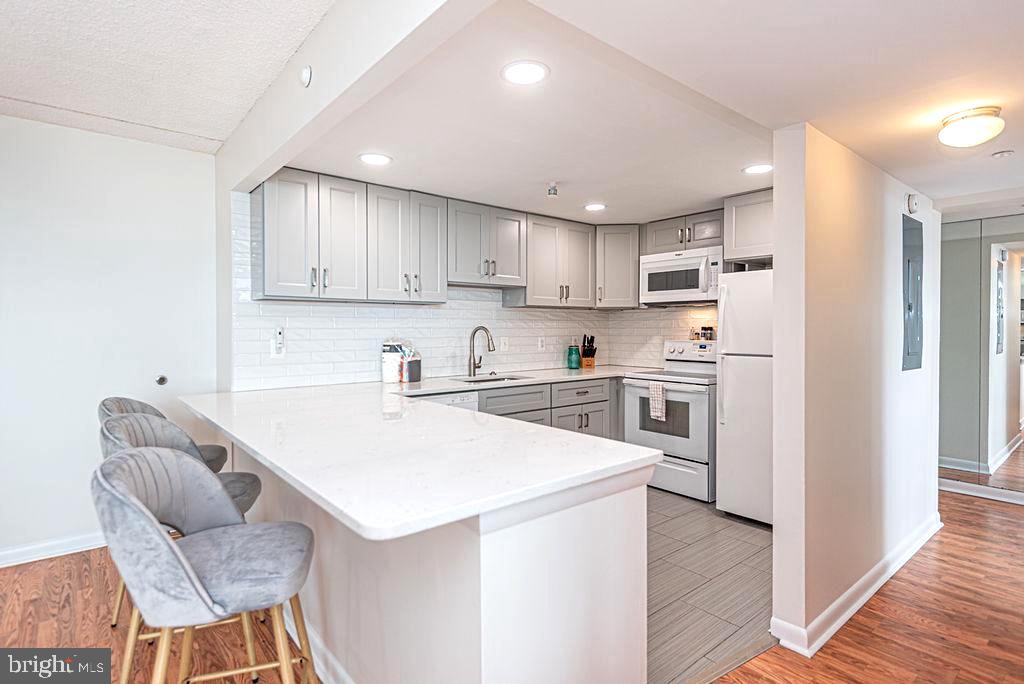 10700 COASTAL HIGHWAY 1804