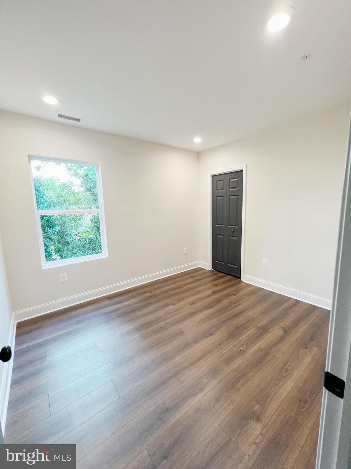 CAPITOL HEIGHTS - Residential