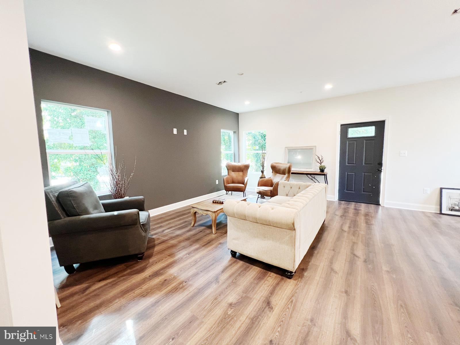 CAPITOL HEIGHTS - Residential