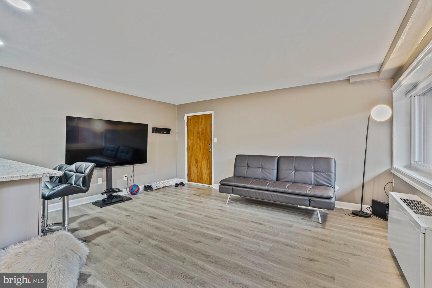 1509 S GEORGE MASON DRIVE 1