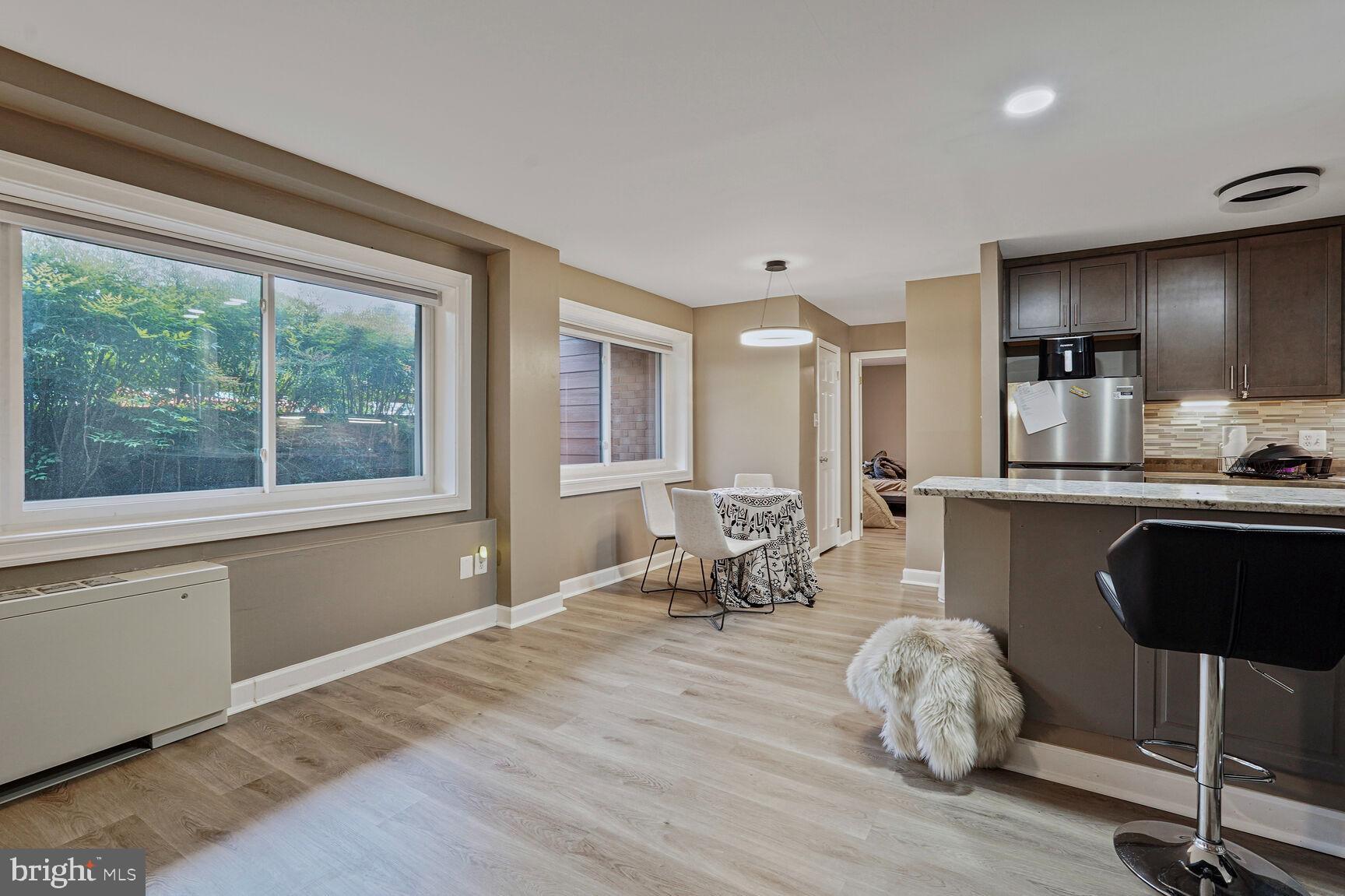 GEORGE MASON VILLAGE - Residential