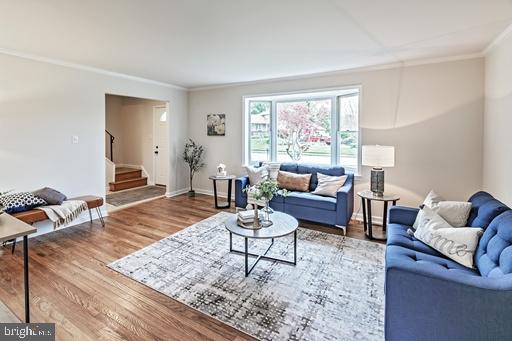 513 PERSHING ROAD