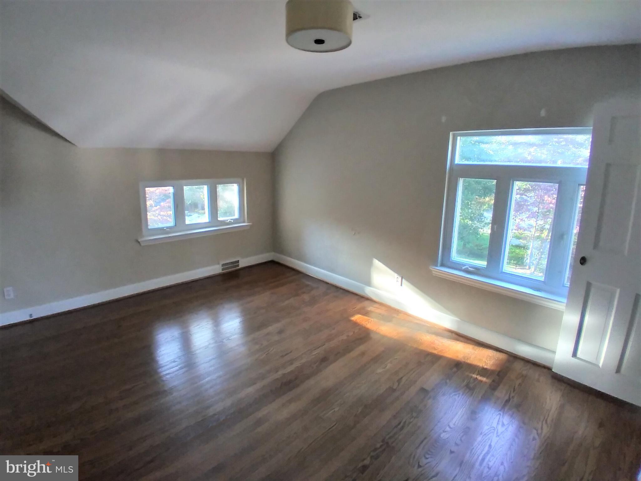 ROCK SPRING - Residential