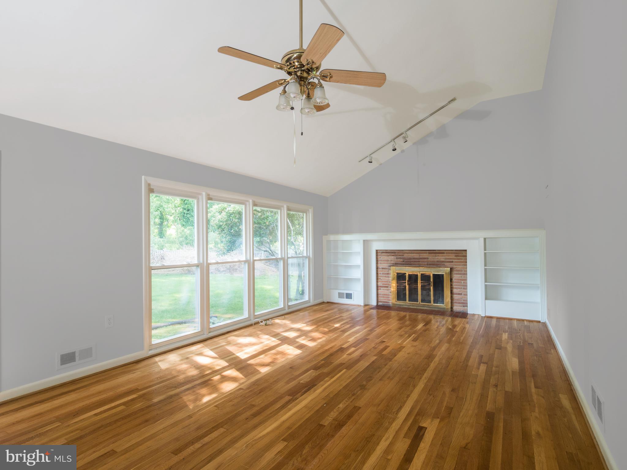 PARKWAY - Residential