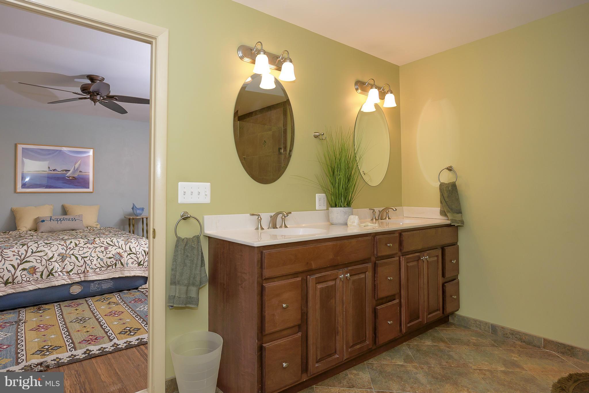 CAPE ST CLAIRE - Residential