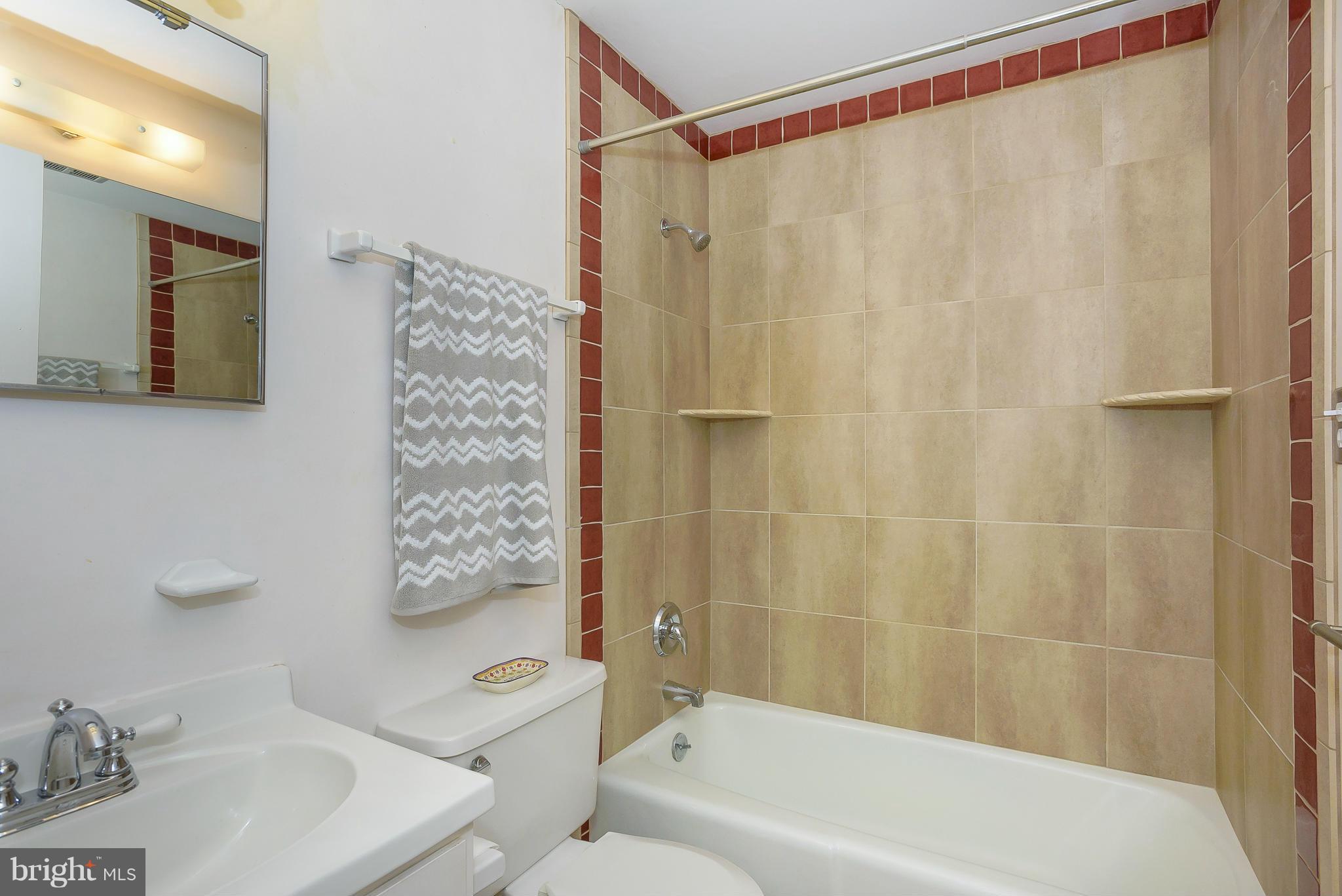 CAPE ST CLAIRE - Residential