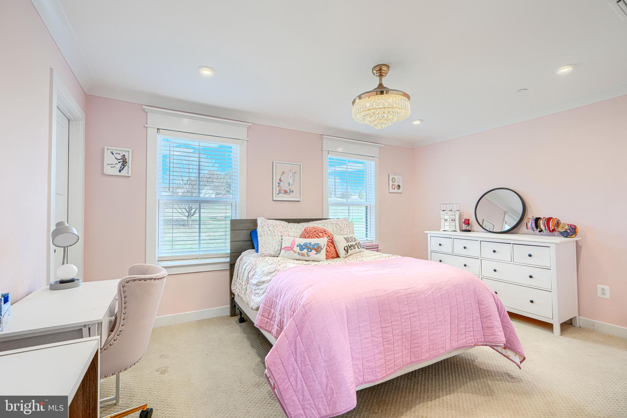 HAMPSTEAD - Residential