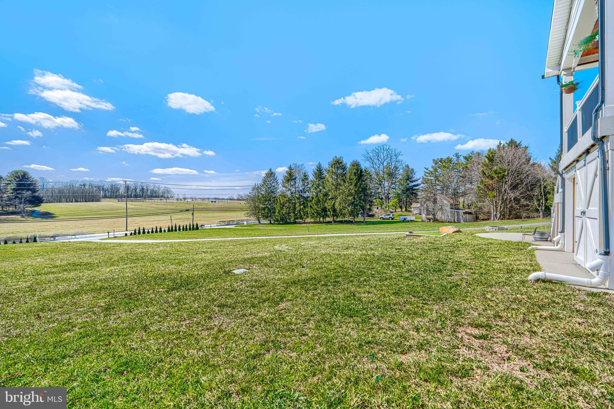 HAMPSTEAD - Residential