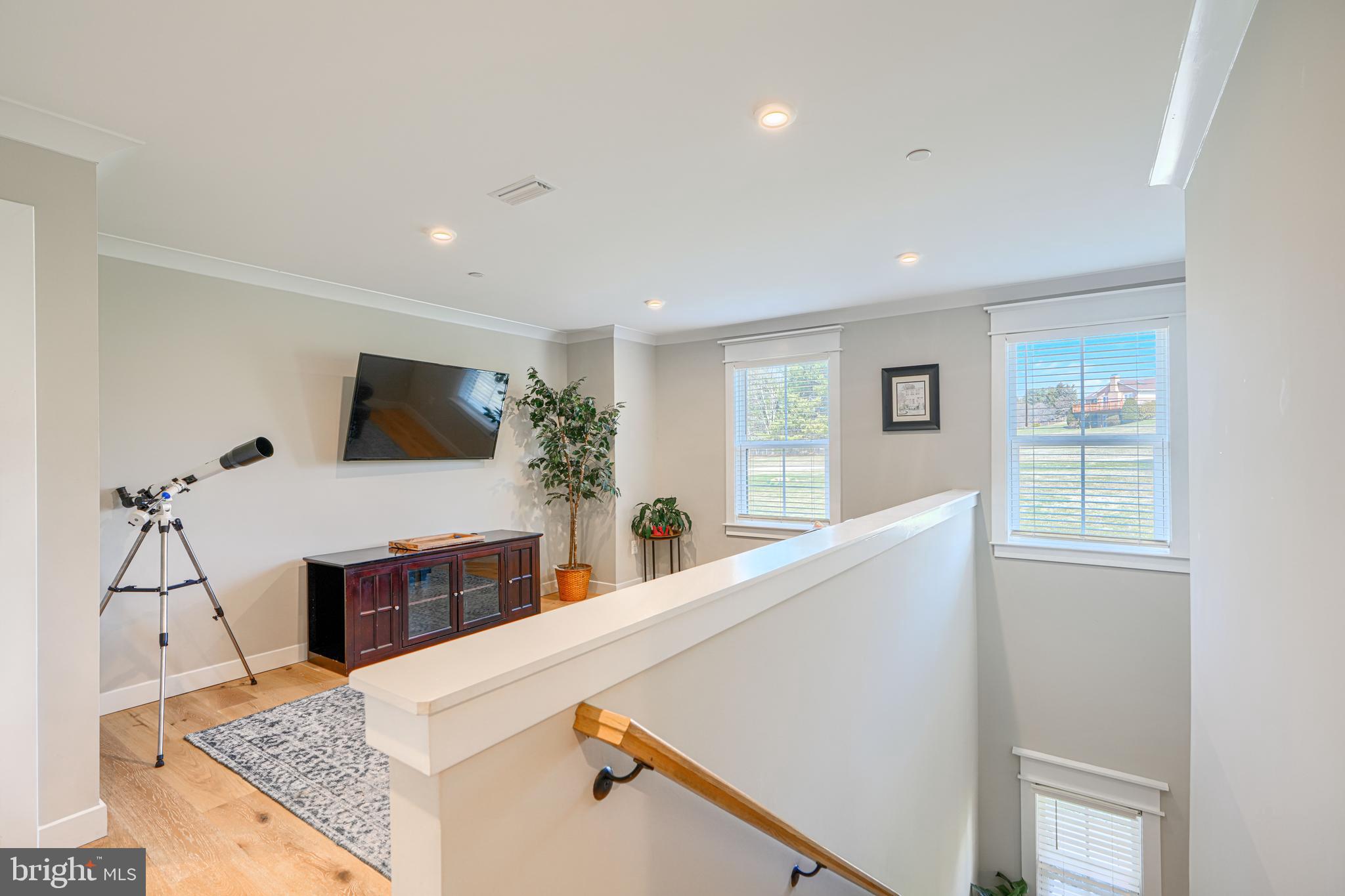 HAMPSTEAD - Residential