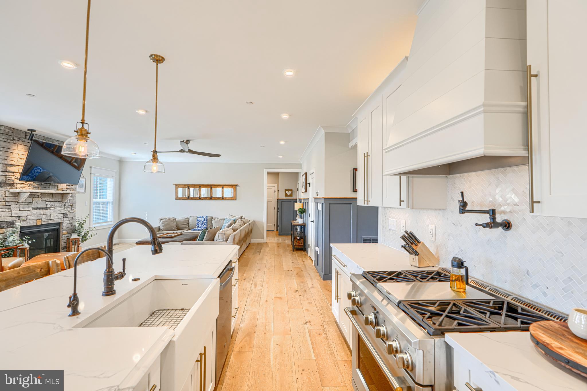 HAMPSTEAD - Residential