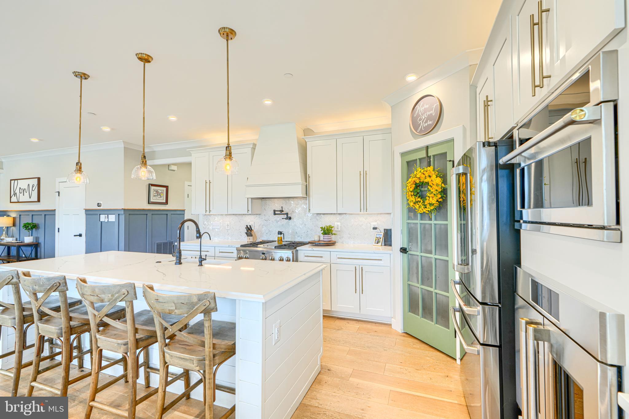 HAMPSTEAD - Residential