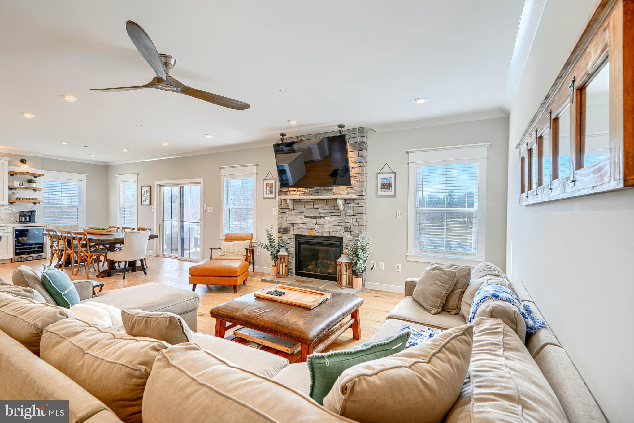 HAMPSTEAD - Residential