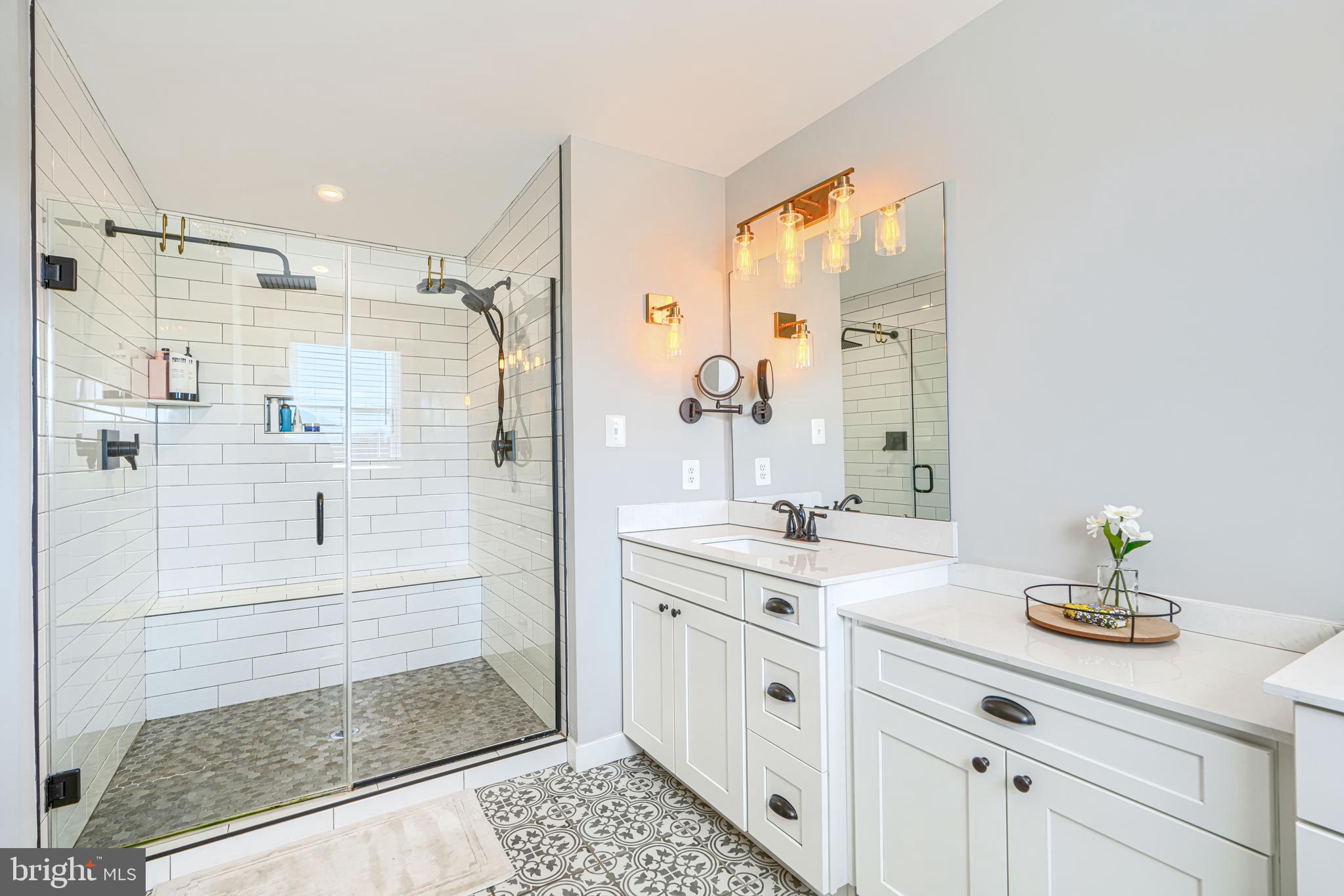 HAMPSTEAD - Residential