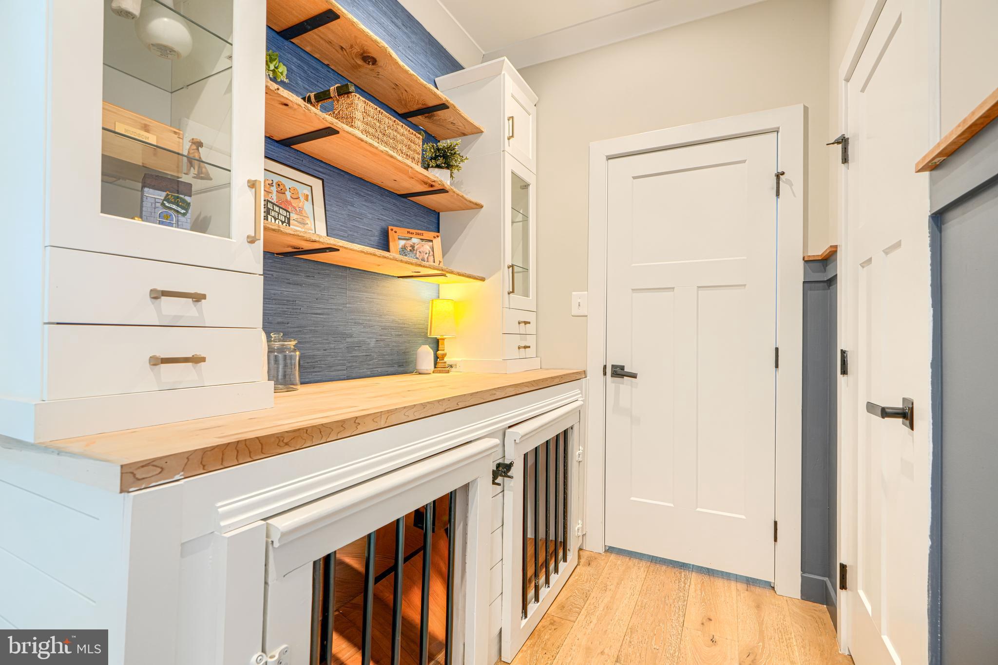 HAMPSTEAD - Residential