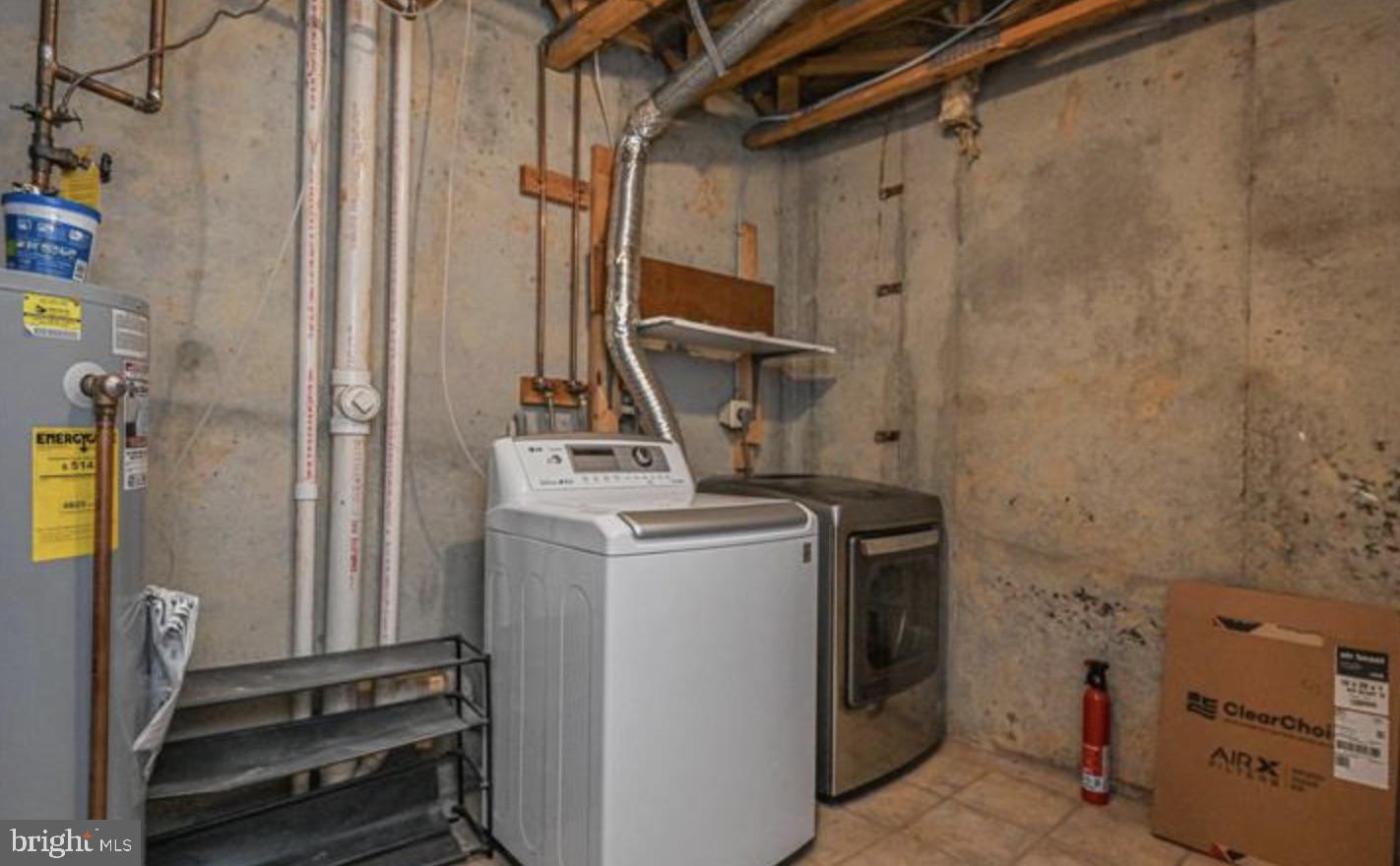 FAIR WOODS - Residential Lease