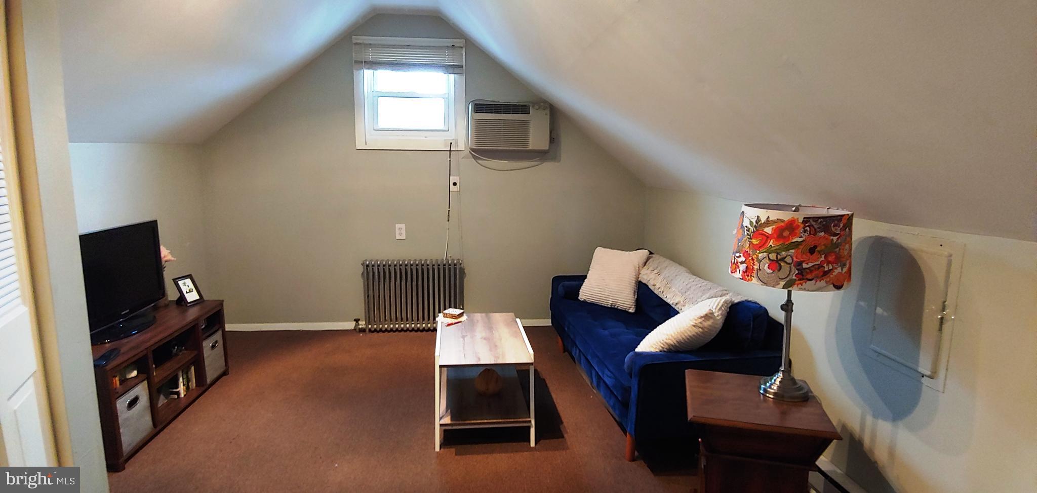 NORTH HILLS - Residential Lease