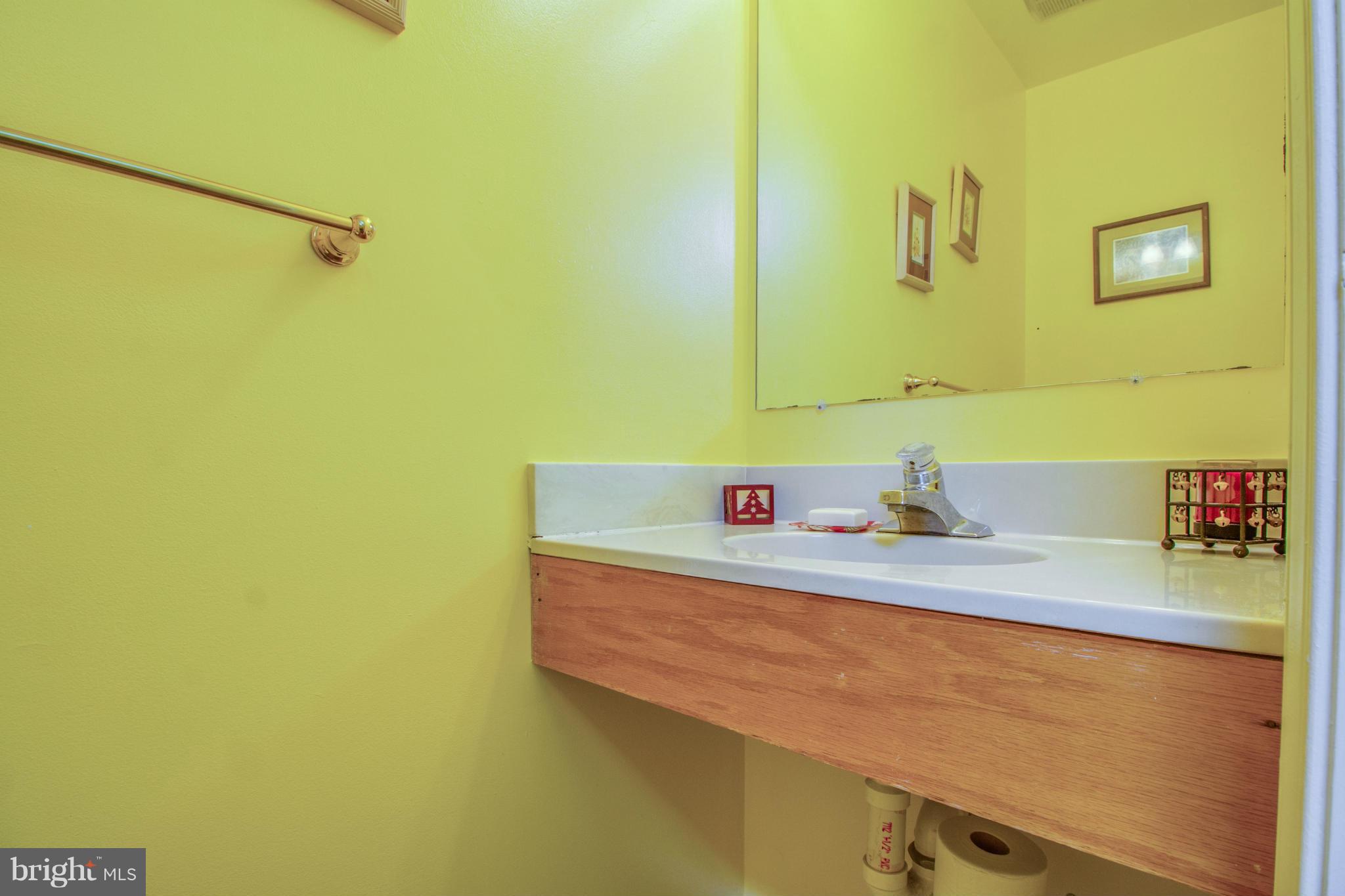 LAUREL LAKES PLAT 2 - Residential