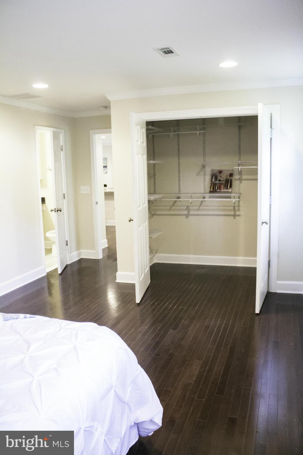 HILLSMERE ESTATES - Residential