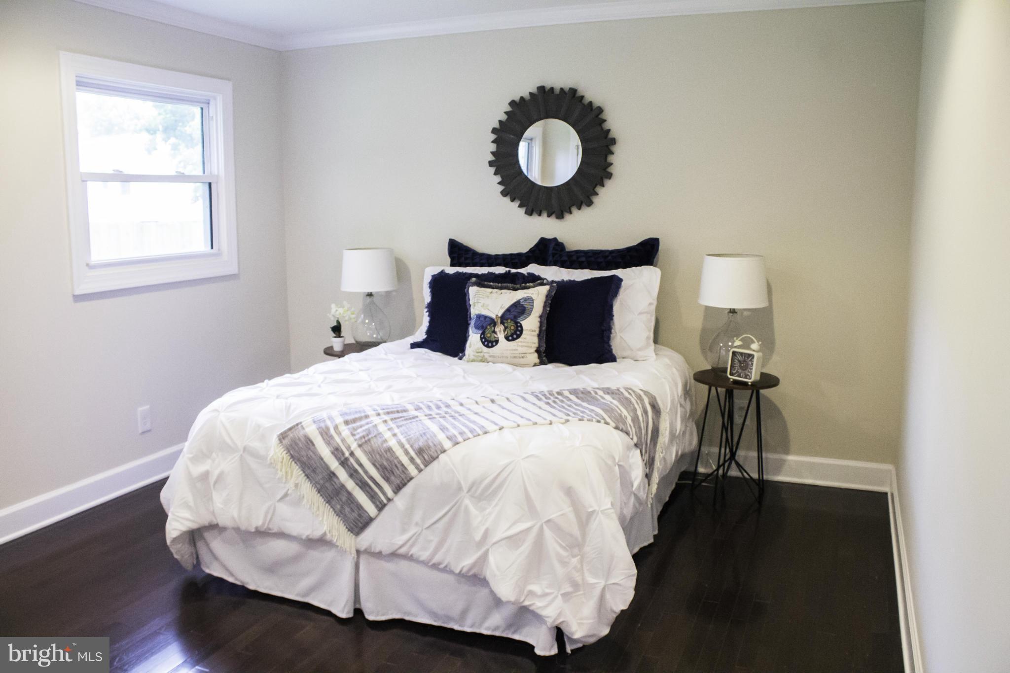 HILLSMERE ESTATES - Residential