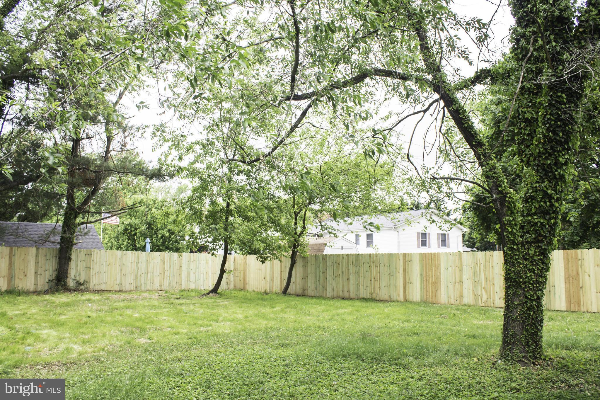 HILLSMERE ESTATES - Residential