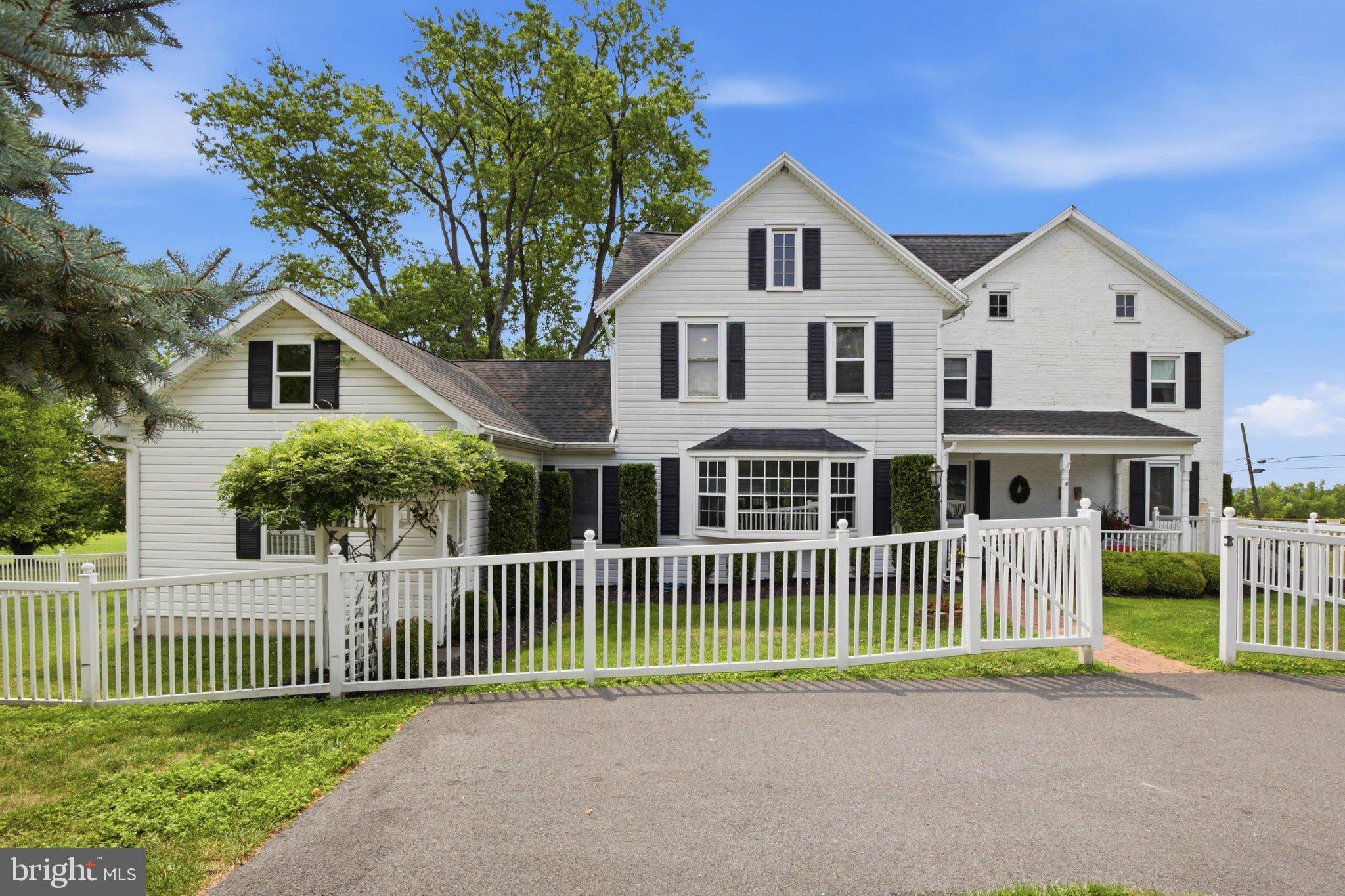 2895 TABLE ROCK ROAD