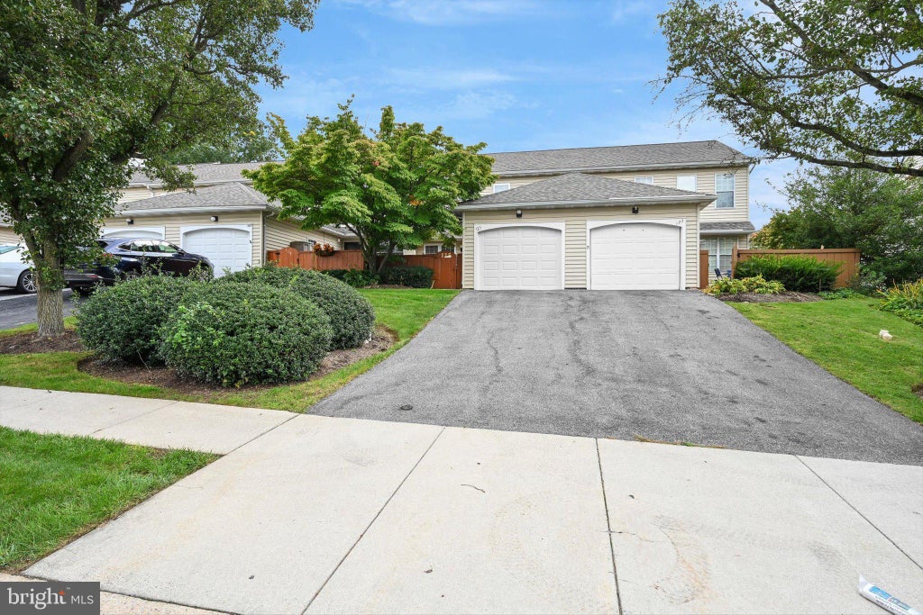 Photo of 125 Treetops Drive, LANCASTER, PA 17601 (MLS # PALA2096390)