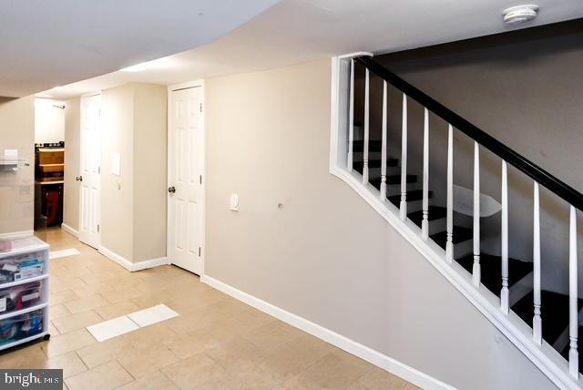 BROADWAY EAST - Residential