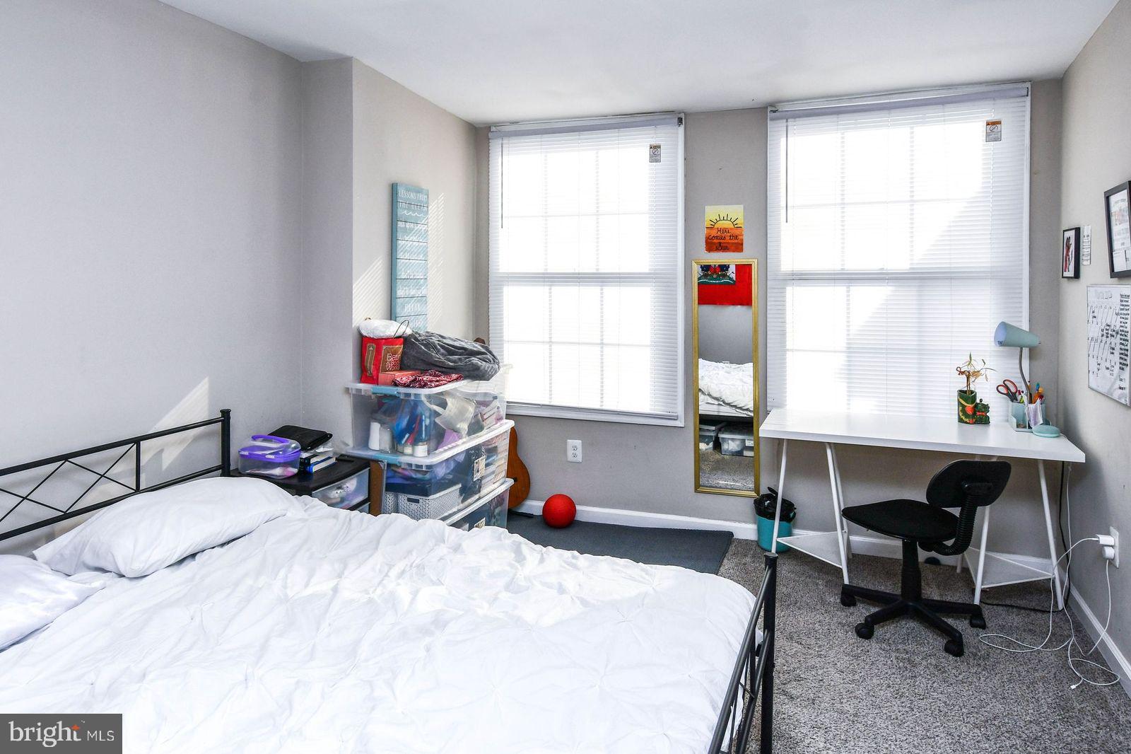 BROADWAY EAST - Residential