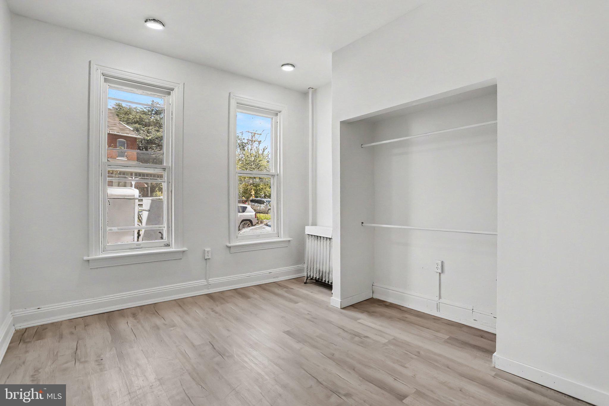 306 W NORTH STREET